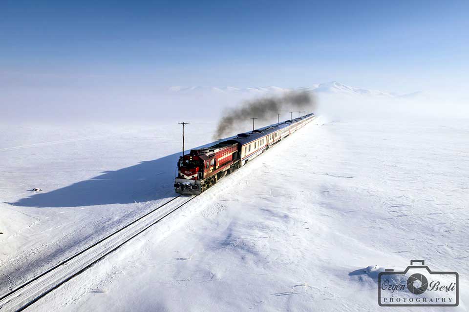 Kars Doğu Ekspresi Tren