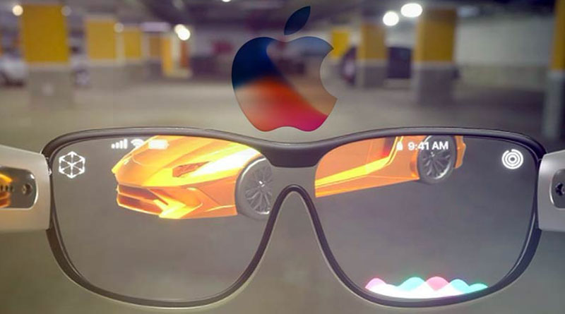 Genç Yolcu Apple Artırılmış Gerçeklik Gözlükleri